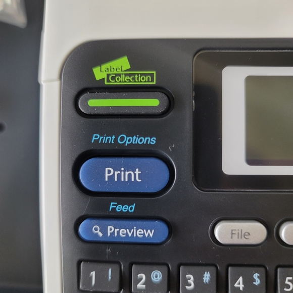 NEW Brother P-Touch PT-2030VP Deluxe Desktop Label Maker & Carrying Case - Picture 10 of 16